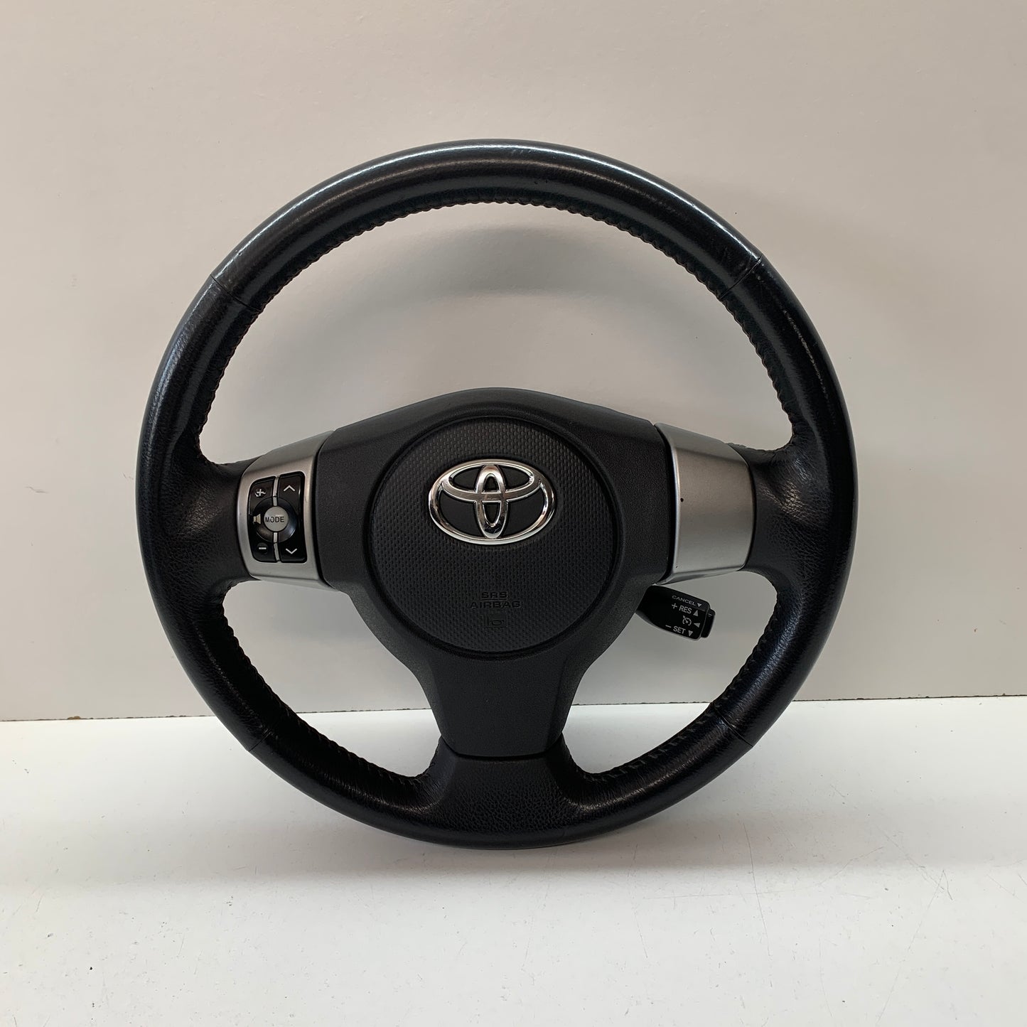 Toyota Rukus Steering Wheel Leather AZE151R 2008 2009 2010 2011 2012 2013 2014