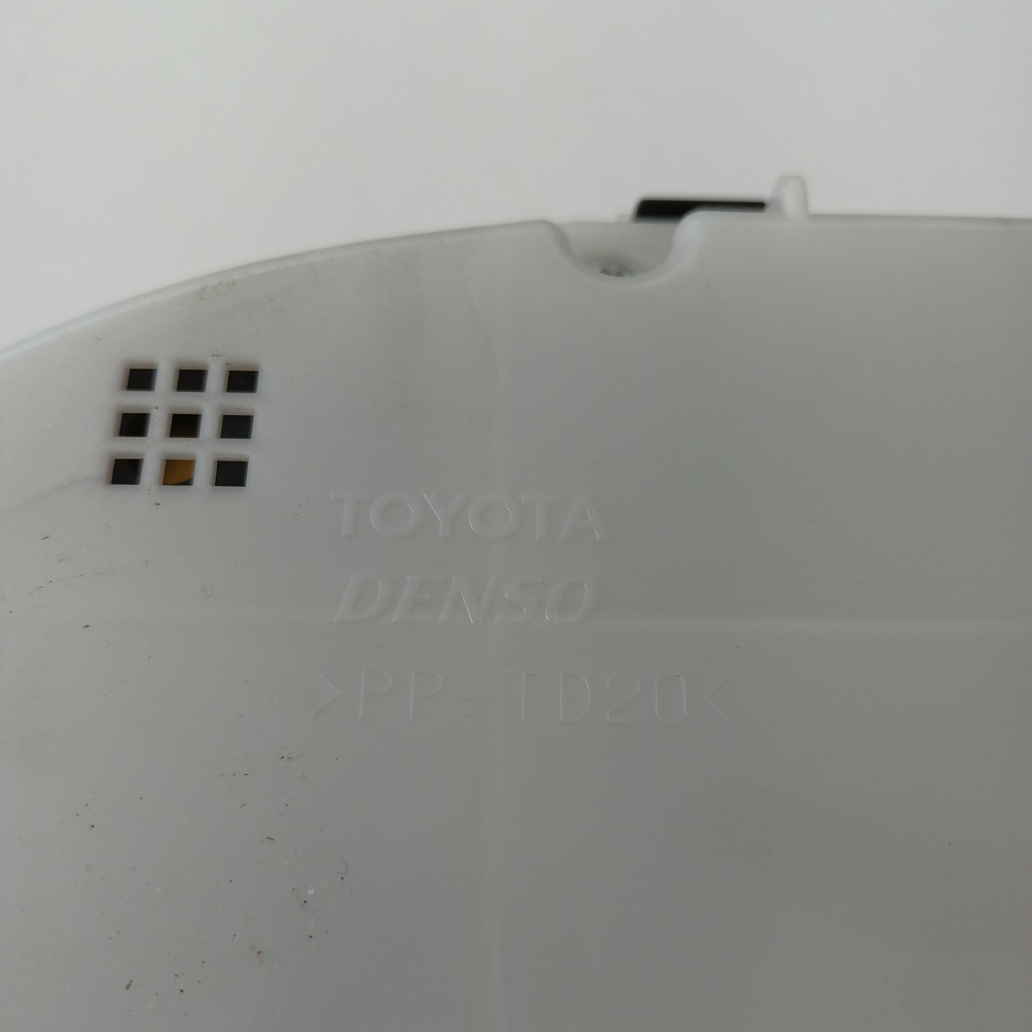 Toyota Yaris Sedan Instrument Cluster 2009 2010 2011 2012 2013 2014 69100km