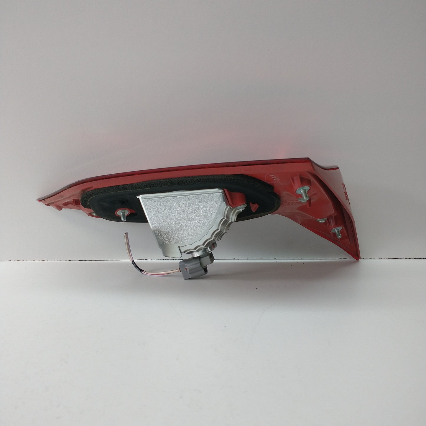 Toyota Corolla Hatchback Tailgate Lamp Right Side ZRE182R 2012 2013 2014 2015