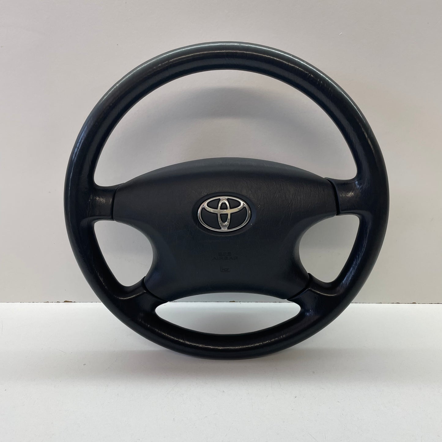 Toyota Corolla Steering Wheel ZZE122R 2001 2002 2003 2004 2005 2006 2007