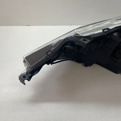 Toyota Corolla Hatchback Headlamp Right Hand Side ZRE182R 2012 2013 2014 2015