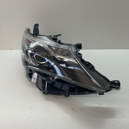 Toyota Corolla Hatchback Headlamp Right Hand Side ZRE182R 2012 2013 2014 2015