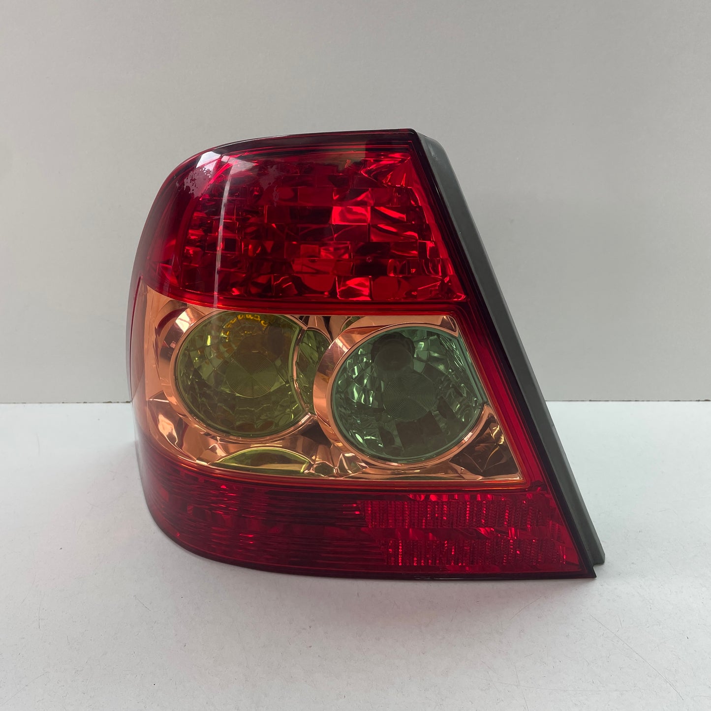 Toyota Corolla Sedan Left Hand Side Tail Light ZZE122R 2004 2005 2006 2007