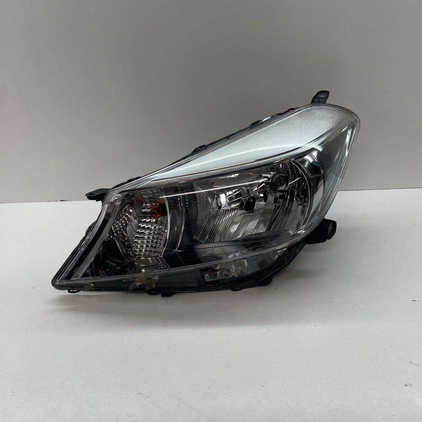 Toyota Yaris Hatchback Headlamp Left Hand Side NCP13# 2011 2012 2013 2014