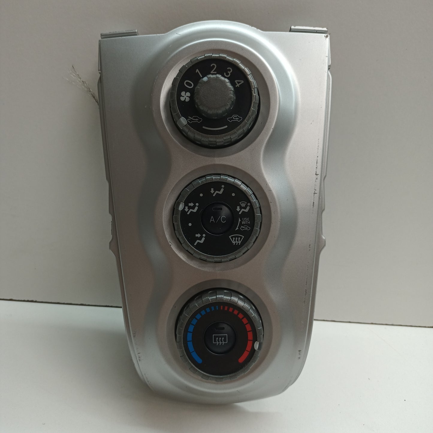 Toyota Yaris Hatchback Air Conditioning Controls 2005 2006 2007 2008 2009 2010