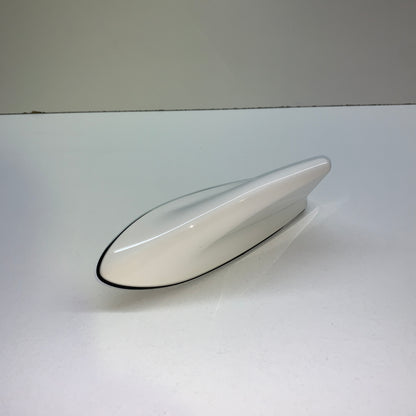 Toyota Yaris Hatchback Shark Fin Antenna Glacier White XP210 2020 2021 2022