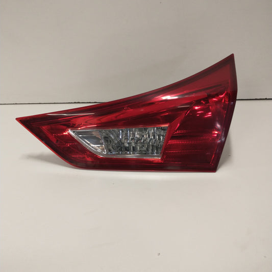 Toyota Corolla Hatchback Tailgate Lamp Right Side ZRE182R 2012 2013 2014 2015